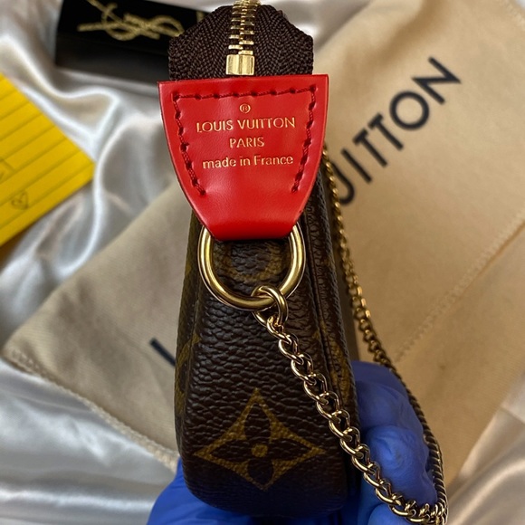 ✈️SOLD✈️💝👠Authentic 2020 France LIMITED EDITION Pochette - Picture 8 of 9